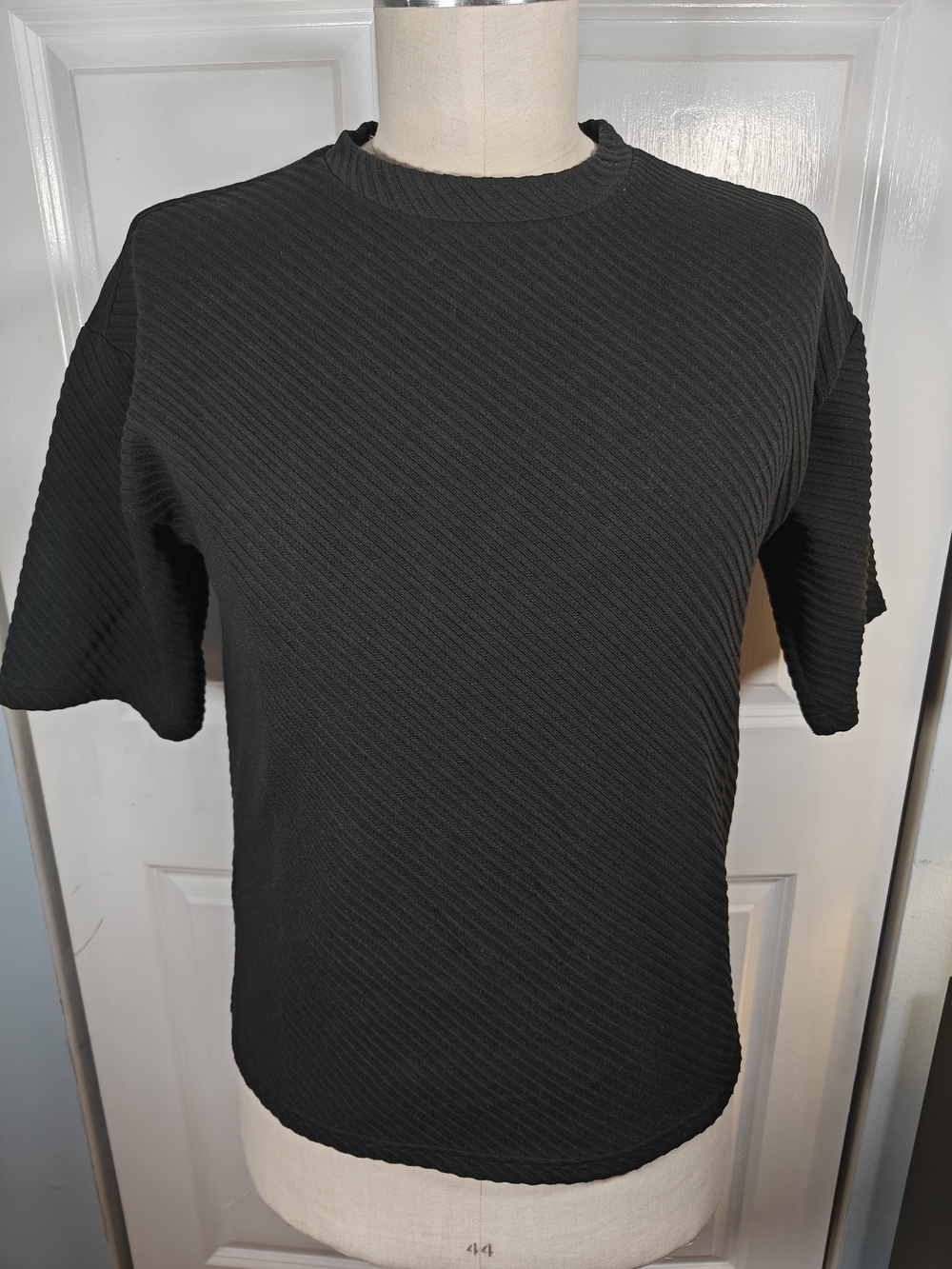 Rhyme Mens Medium Black Textured Diagonal Rib Short Sleeve Knit T-Shirt